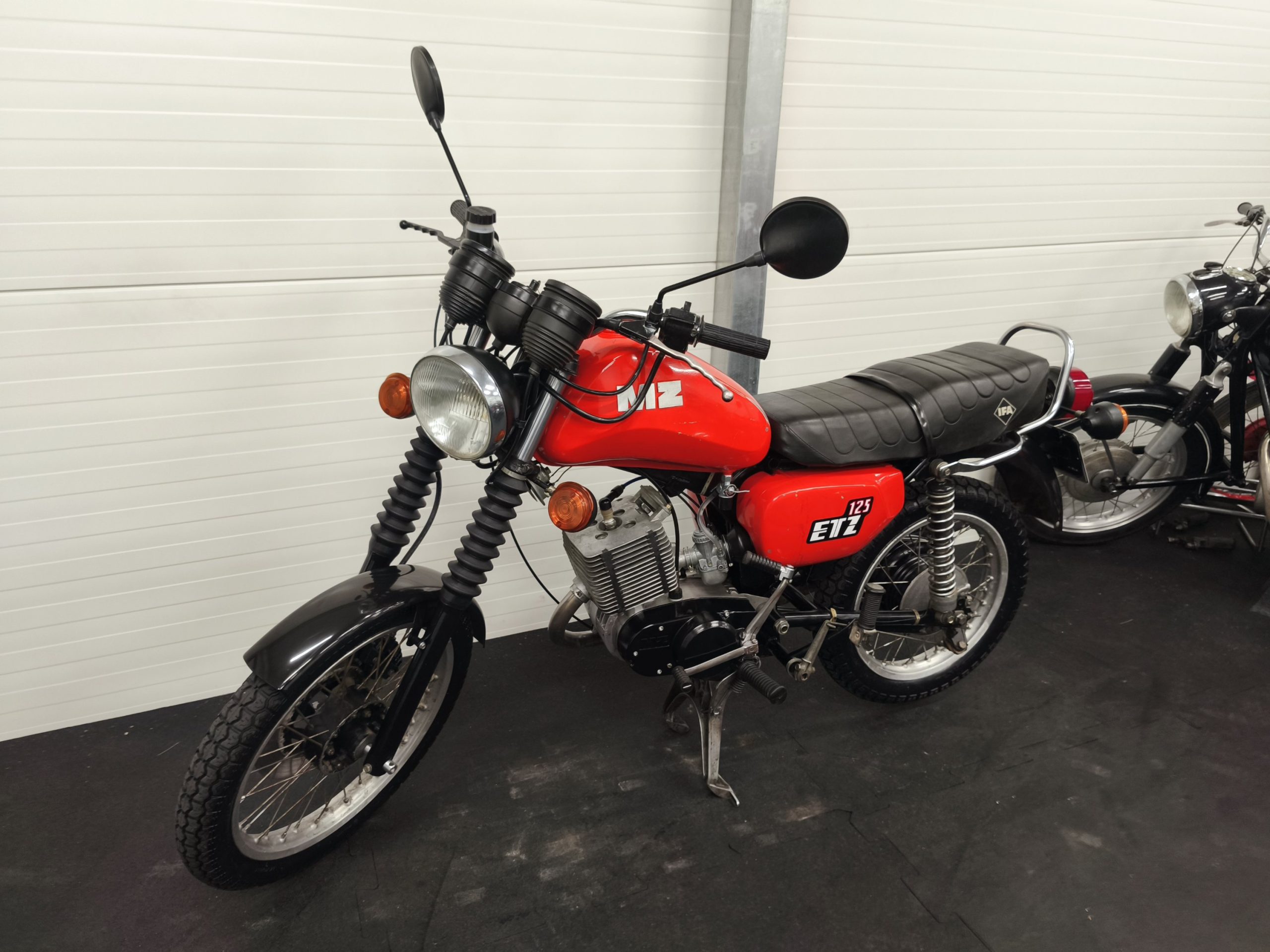 MZ ETZ 125 z dokumentami - obrazek 5