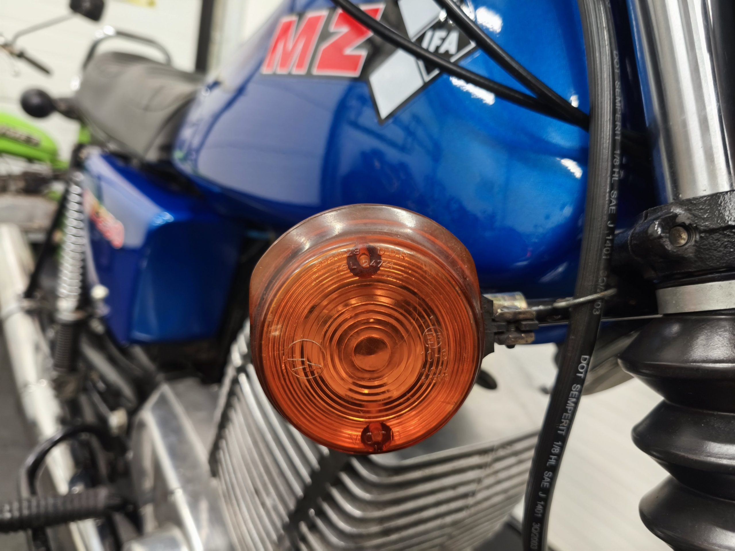 MZ ETZ 250 z dokumentami - granatowy metalik. - obrazek 9