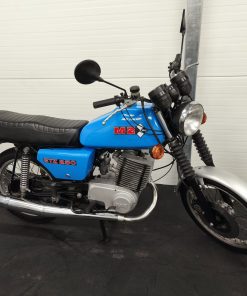 Alternative view of MZ ETZ 250 z dokumentami - niebieska.