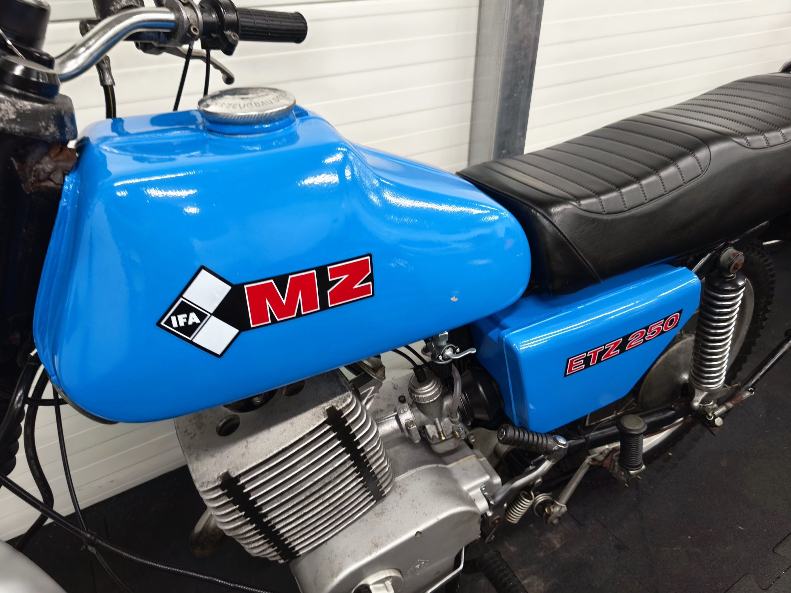 MZ ETZ 250 z dokumentami - niebieska. - obrazek 30