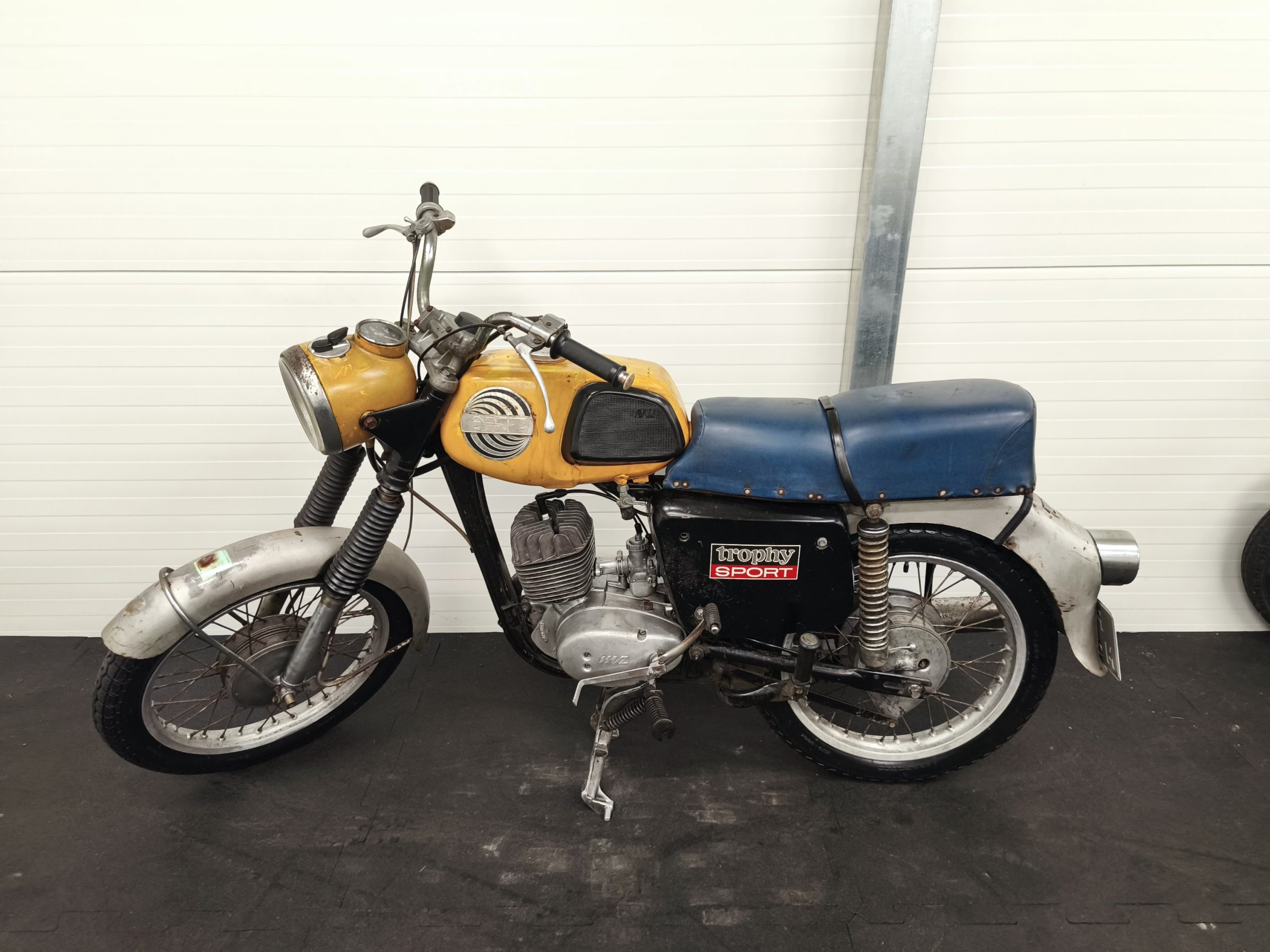 MZ ETS 125 z dokumentami - obrazek 4
