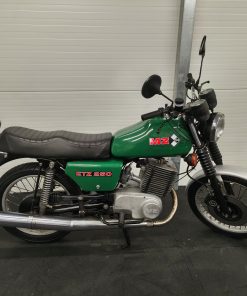 MZ ETZ 250 z dokumentami